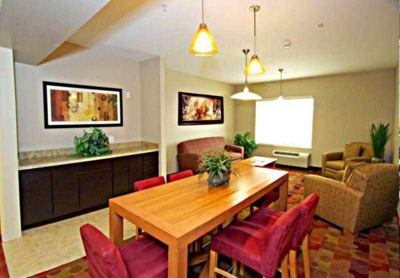 Towneplace Suites By Marriott Phoenix Goodyear Room photo